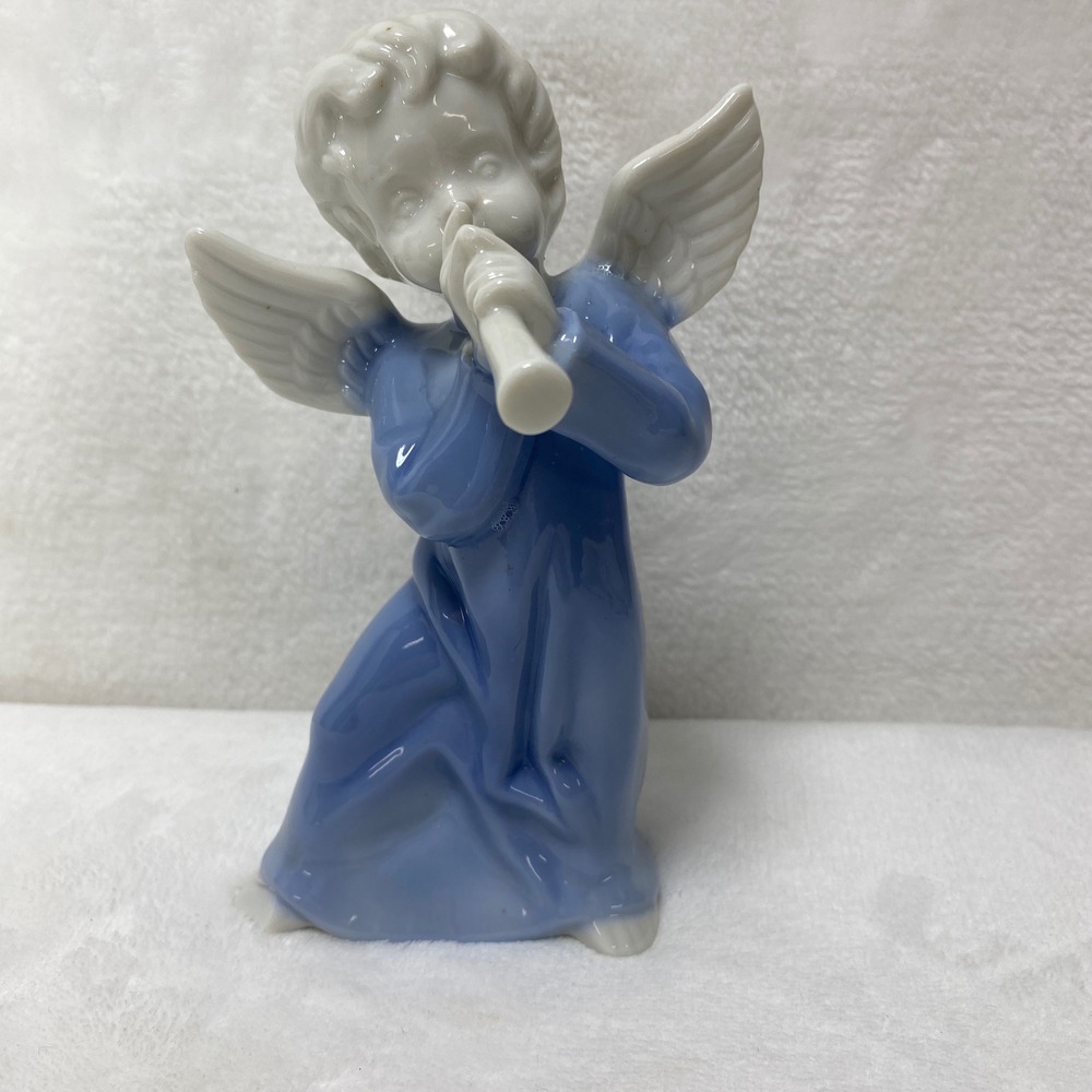 VTG Enesco Porcelain Angel Figurine Playing Flute Blue Robe Wings Christmas